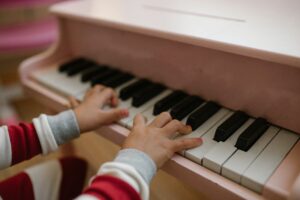 Piano pour Enfant : Quel Modèle Choisir ?